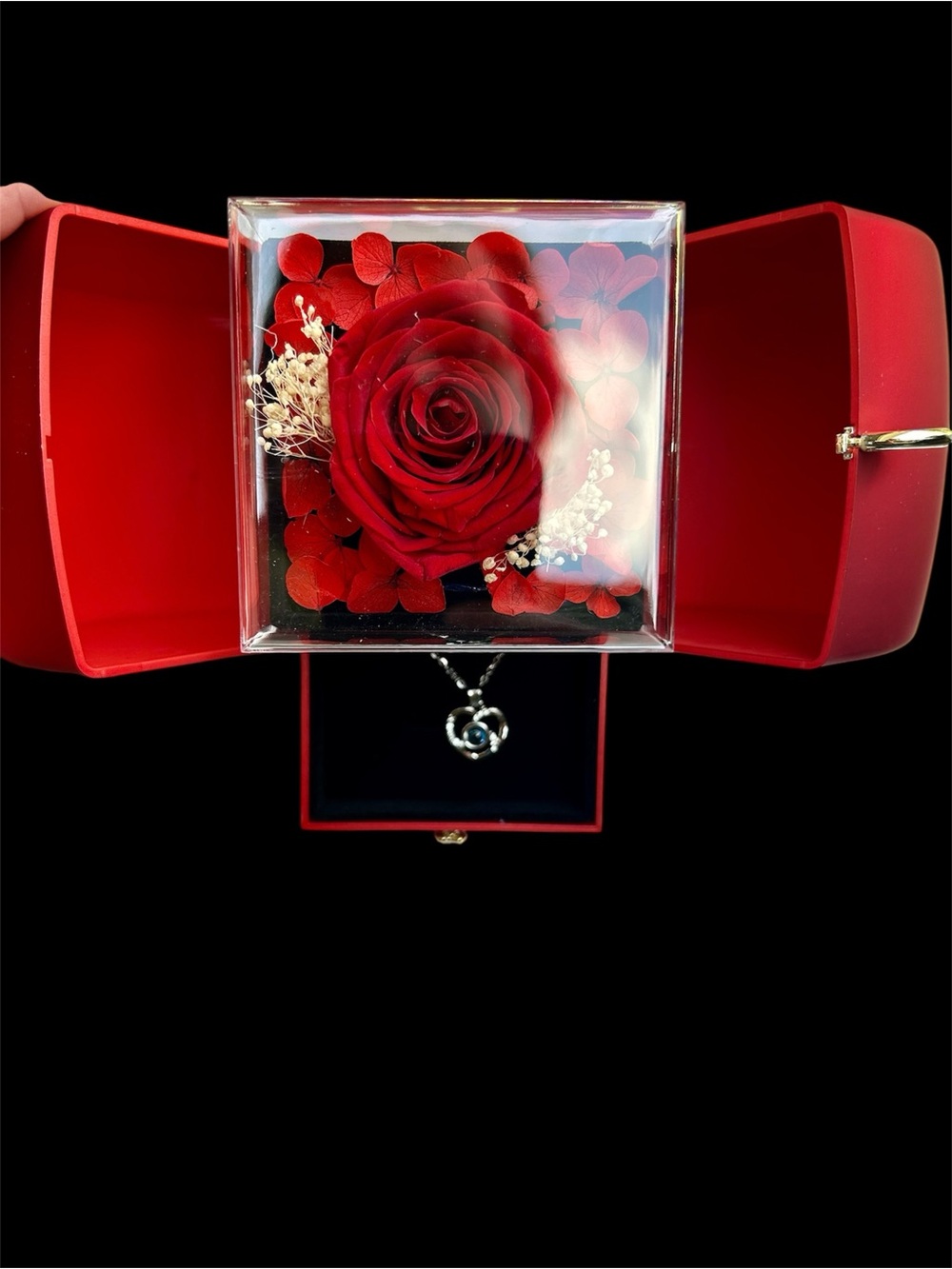 Eternal Love Apple Gift Box – Preserved Rose & “I Love You” Necklace Set - Picture 2 of 7